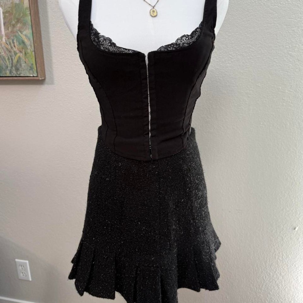 Forever 21 Black Tweed Mini Skirt – Size M (NWT)
